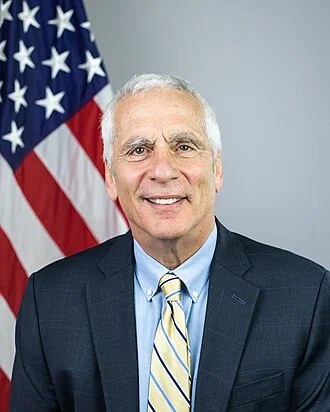 Jared Bernstein height profile photo