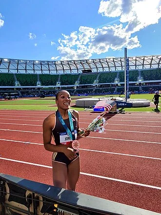 Jasmine Jones height profile photo