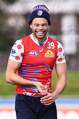 Jason Johannisen height profile photo