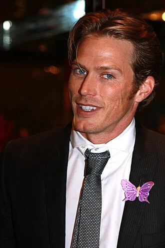 Jason Lewis (actor) height profile photo