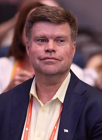 Jason Palmer (politician) height profile photo