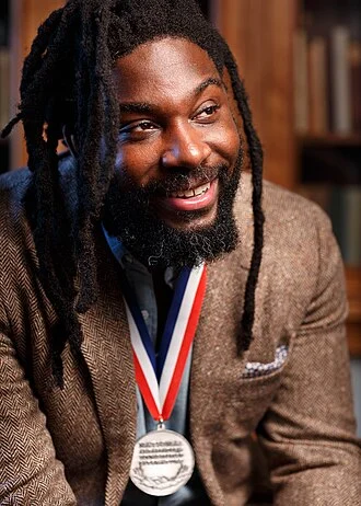 Jason Reynolds height profile photo