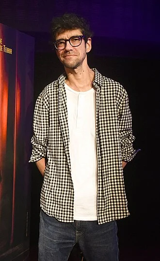 Javier Botet height profile photo