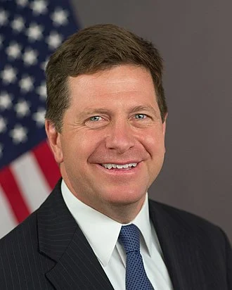 Jay Clayton (attorney) height profile photo