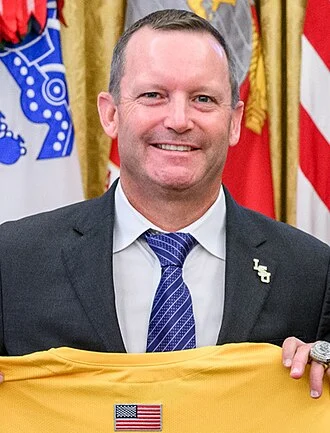 Jay Johnson (baseball coach) height profile photo