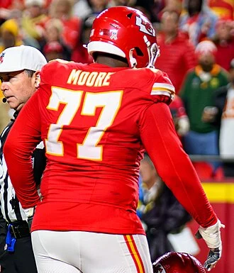 Jaylon Moore (offensive lineman) height profile photo