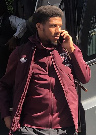 Jean-Clair Todibo height profile photo