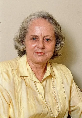 Jean Harris height profile photo