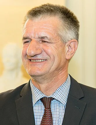 Jean Lassalle height profile photo