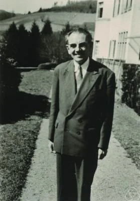 Jean Leray height profile photo