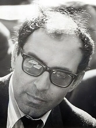 Jean-Luc Godard height profile photo