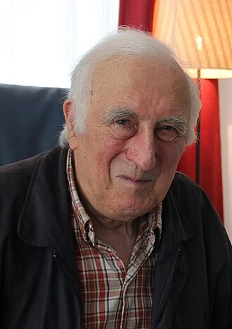 Jean Vanier height profile photo