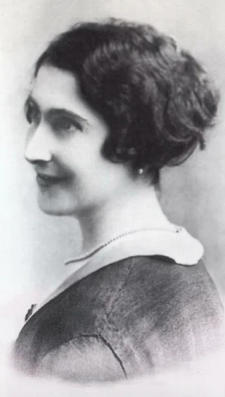 Jeanne Calment height profile photo