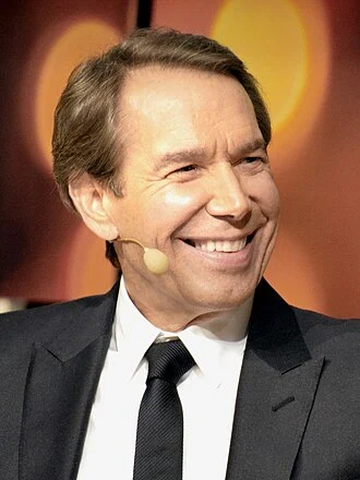 Jeff Koons height profile photo