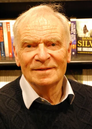 Jeffrey Archer height profile photo