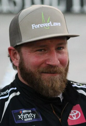 Jeffrey Earnhardt height profile photo