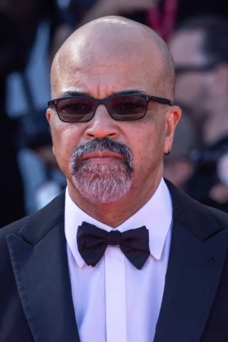 Jeffrey Wright height profile photo