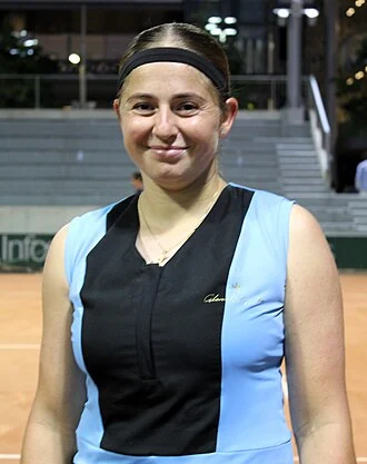Jeļena Ostapenko height profile photo