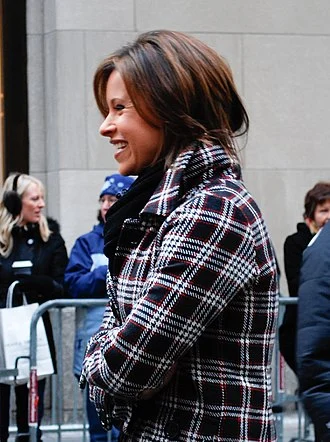 Jenna Wolfe height profile photo