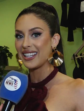 Jennifer Colón height profile photo