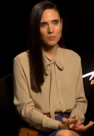 Jennifer Connelly height profile photo