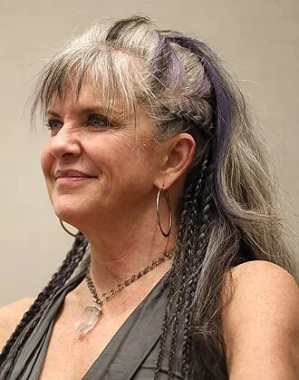 Jennifer Hale height profile photo