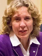 Jennifer Roberts (politician) height profile photo