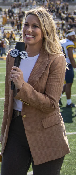 Jenny Taft height profile photo
