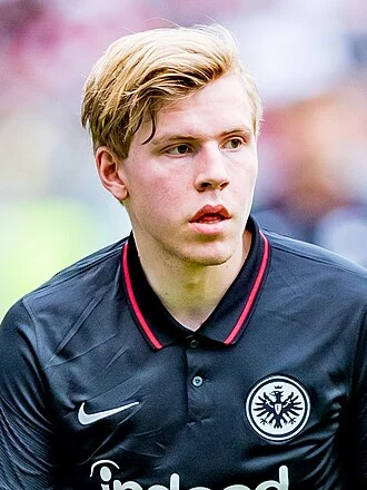 Jens Petter Hauge height profile photo