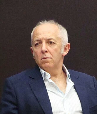 Jeremy Bowen height profile photo