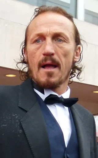 Jerome Flynn height profile photo