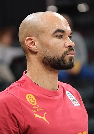 Jerome Robinson height profile photo