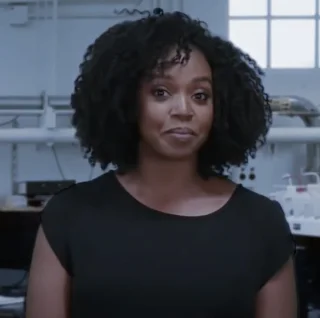 Jerrika Hinton height profile photo