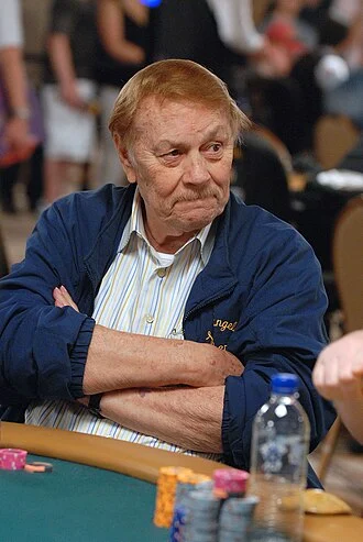 Jerry Buss height profile photo