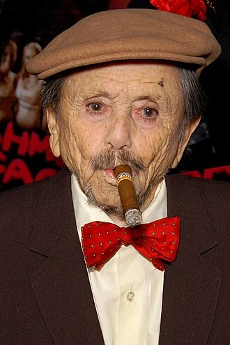 Jerry Maren height profile photo