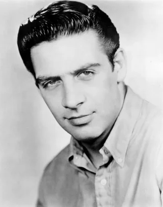 Jerry Orbach height profile photo