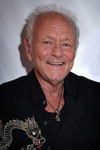 Jesse Colin Young height profile photo