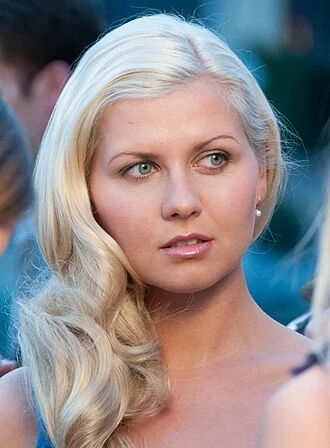 Jessica Boehrs height profile photo