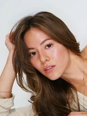Jessica Michibata height profile photo