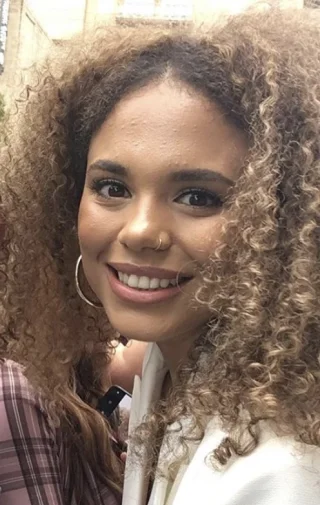 Jessica Plummer height profile photo