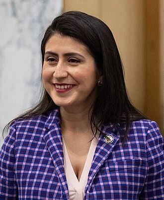 Jessica Ramos height profile photo