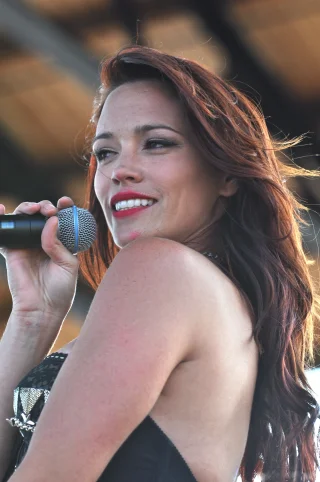 Jessica Sutta height profile photo