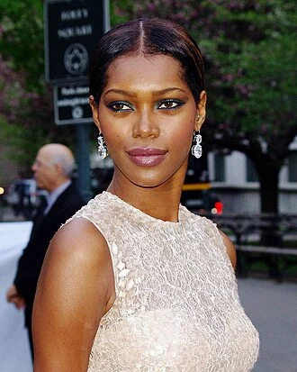 Jessica White height profile photo
