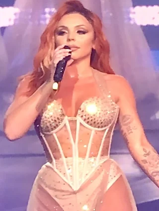 Jesy Nelson height profile photo