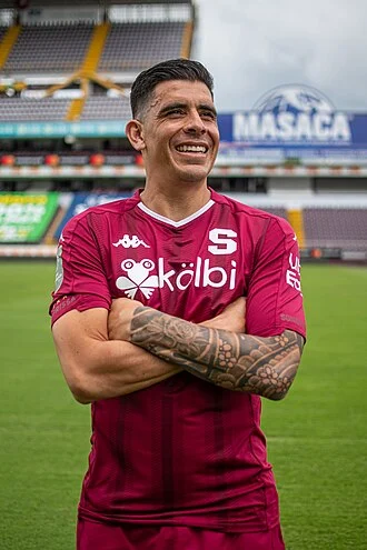 Jhonny Acosta height profile photo