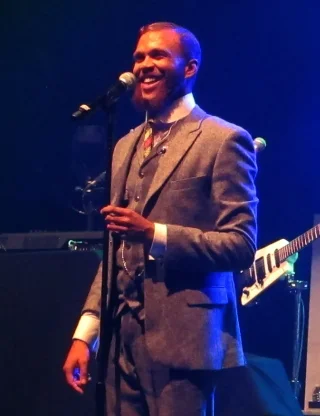 Jidenna height profile photo