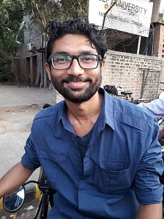 Jignesh Mevani height profile photo