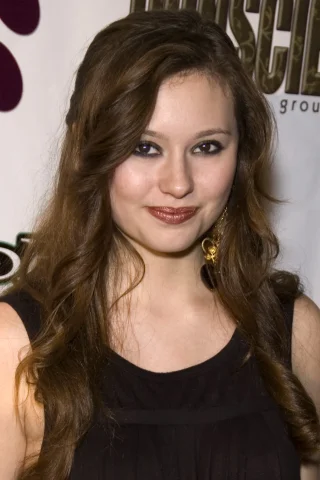Jillian Clare height profile photo