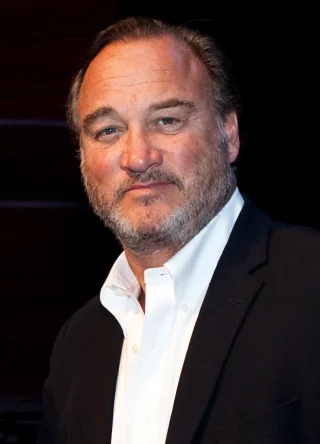 Jim Belushi height profile photo