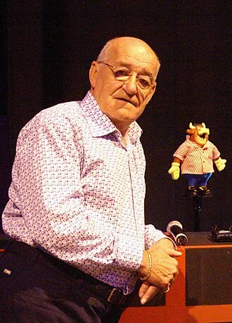 Jim Bowen height profile photo